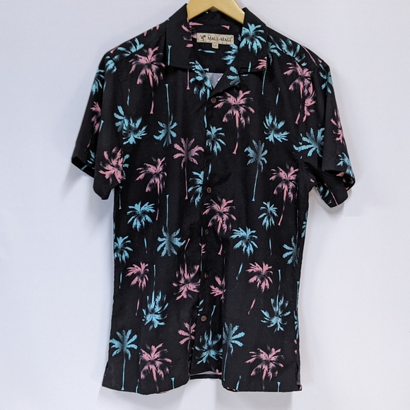 Maui Maui Hawaiian Palm Pattern Button Down Shirt, Large - Picture 11 of 11